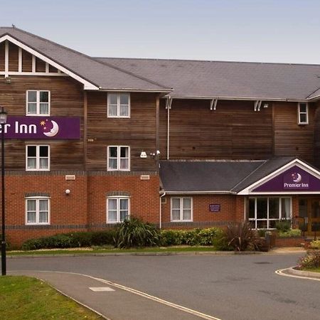 Premier Inn Isle Of Wight Newport  Esterno foto
