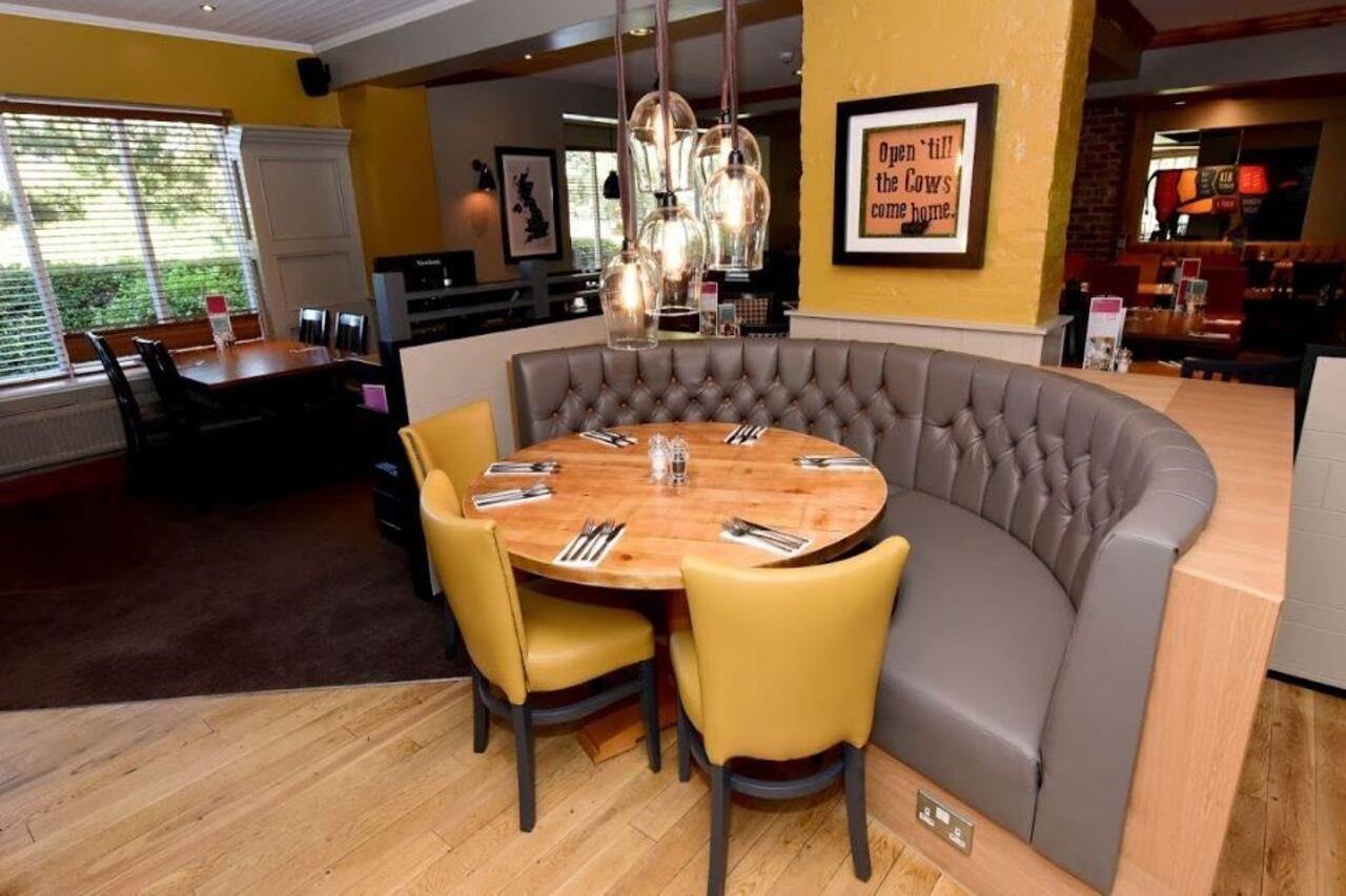 Premier Inn Isle Of Wight Newport  Esterno foto