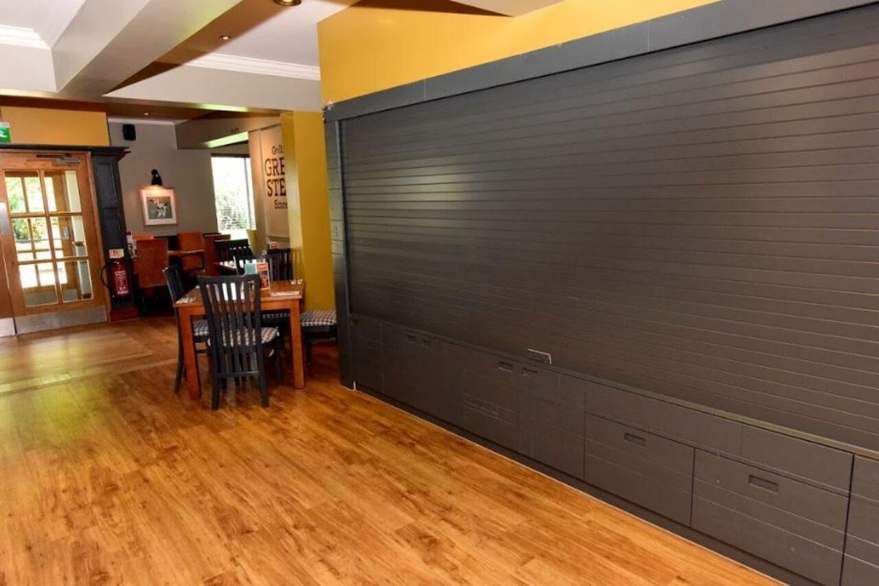 Premier Inn Isle Of Wight Newport  Esterno foto